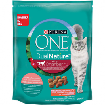 Purina ONE Dual Nature Sterilized Brusinka s lososem 750g